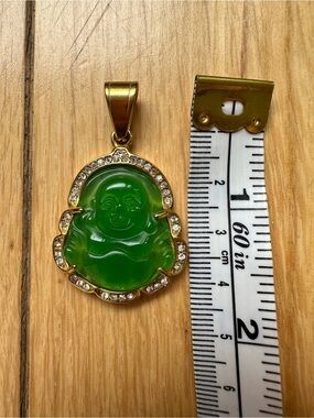 18K jade Buddha pendant